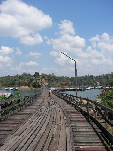 สะพานมอญ