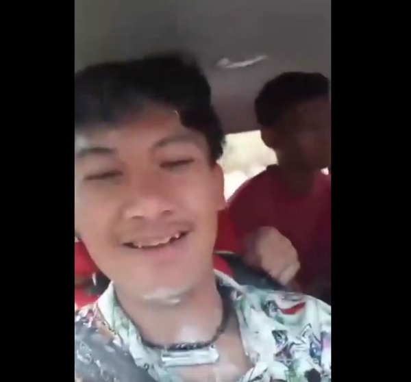 คลิป 4 นาทีก่อน 4 วัยรุ่นดวงถึงฆาต ตายยกคัน คลิป 4 นาทีก่อน 4 วัยรุ่นดวงถึงฆาต ตายยกคัน