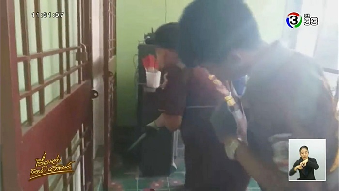 งูเข้าบ้าน