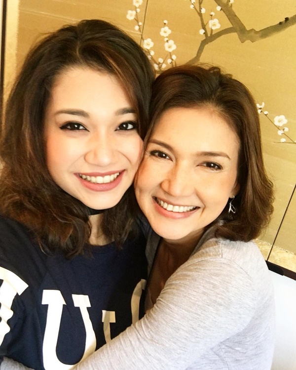 แอน สิเรียม ชุดว่ายน้ำ